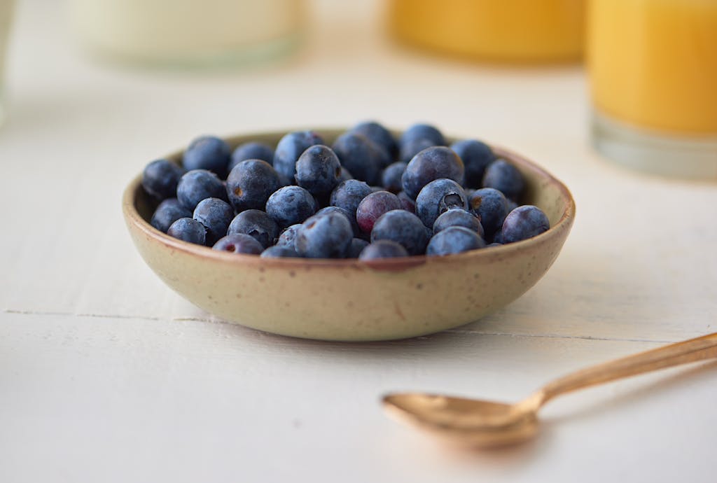 Borówki leżące w misce Borówki leżące w misce